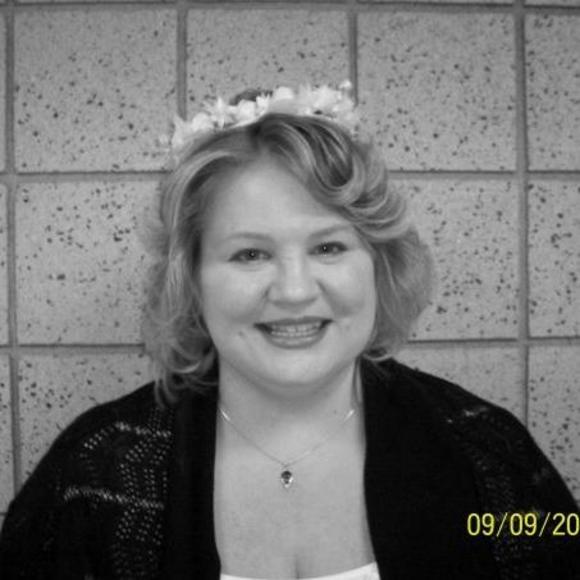 Meet your Posher, Catherine - Picture 1 of 1